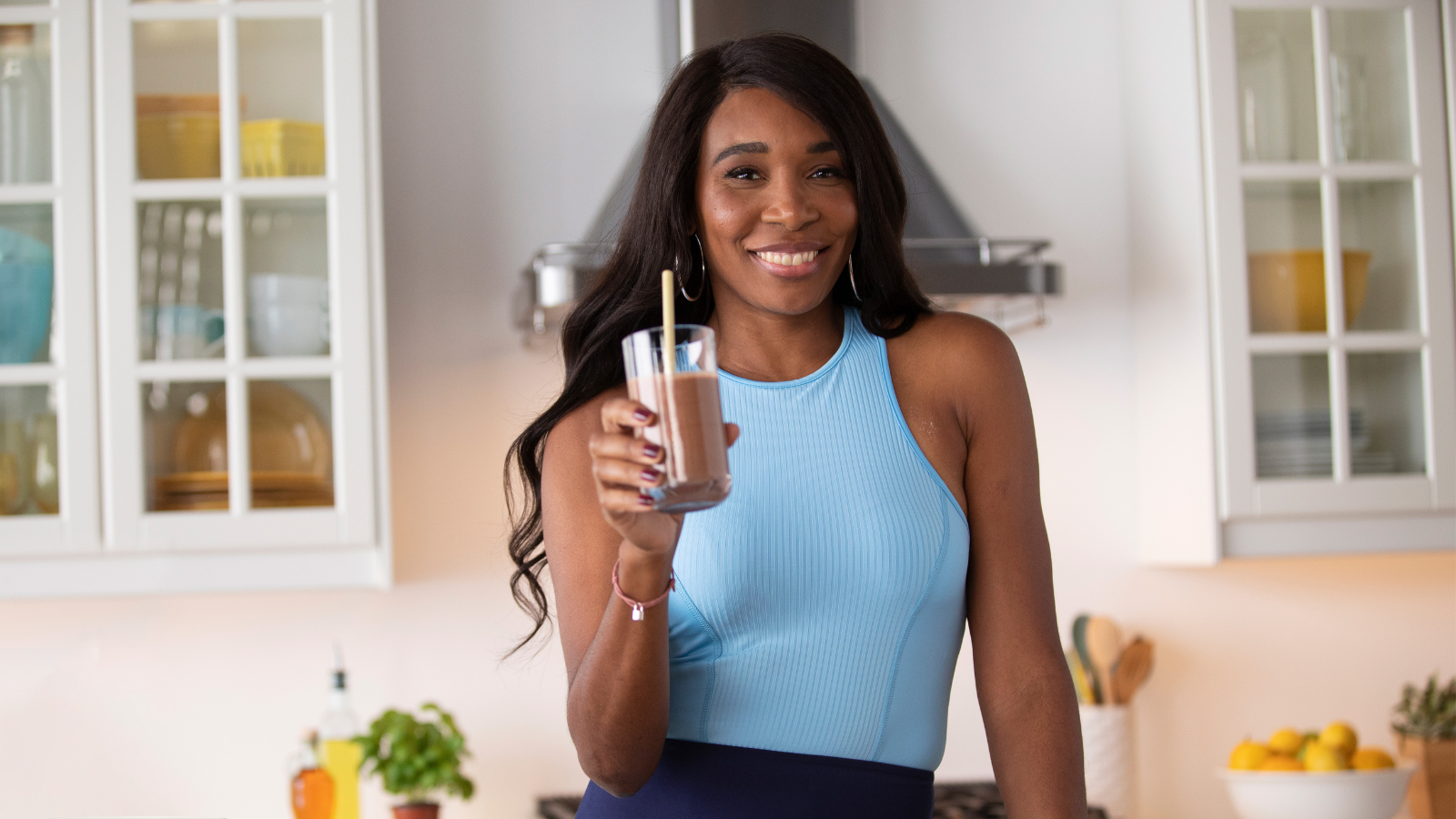 Venus Williams posing with Happy Viking smoothie in hand