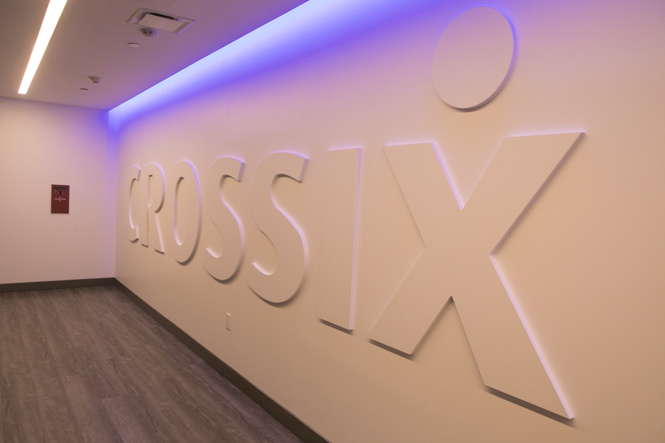 Crossix_Sign