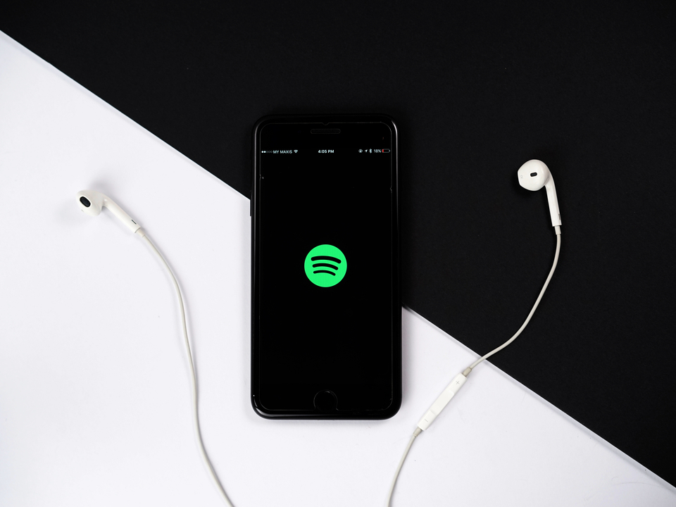 Spotify to go public in 1st quarter of 2018