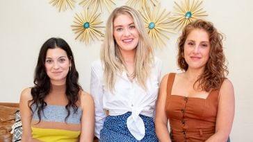 Hey Jane co-founders Gaby Izarra, Kiki Freedman, and Dr. Kate Shaw sit on a couch